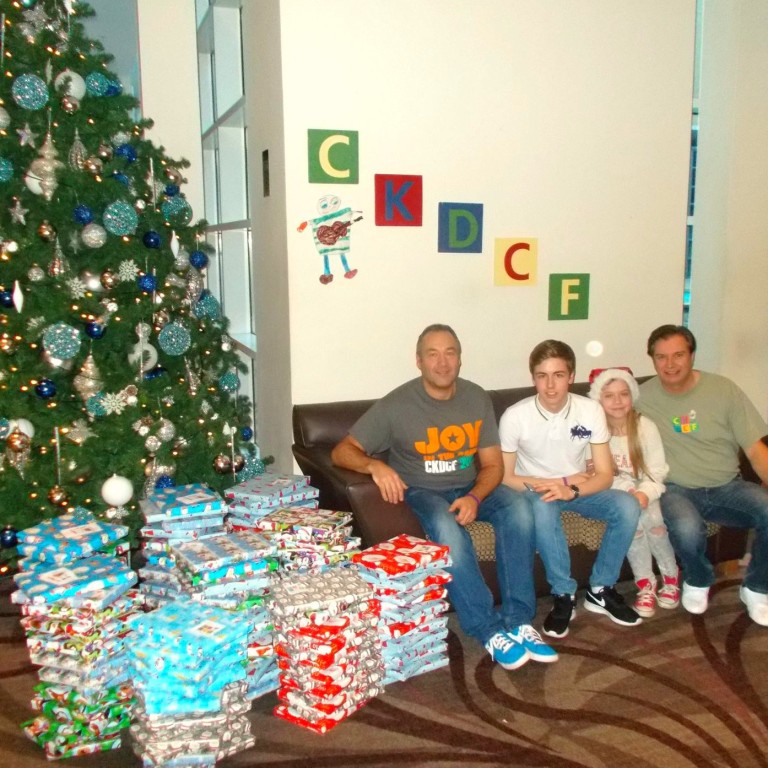 CKDCF Brings Christmas Cheer to the RVI Once Again